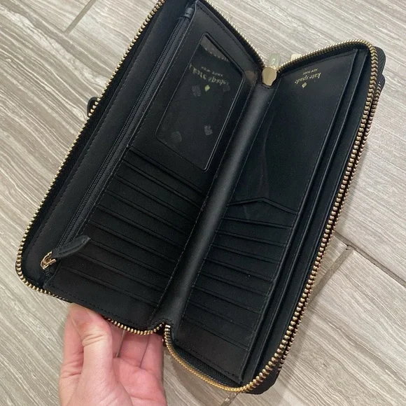 Kate Spade leather wristlet wallet black - Picture 2 of 4
